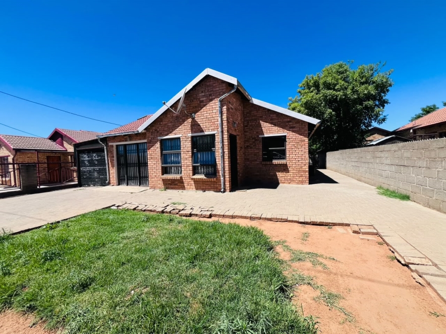 3 Bedroom Property for Sale in Grasslands Free State